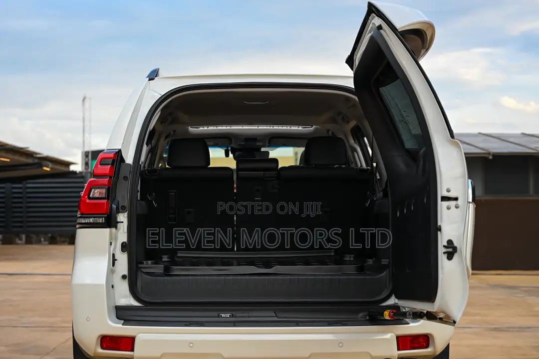 Toyota Land Cruiser Prado 2019 Pearl