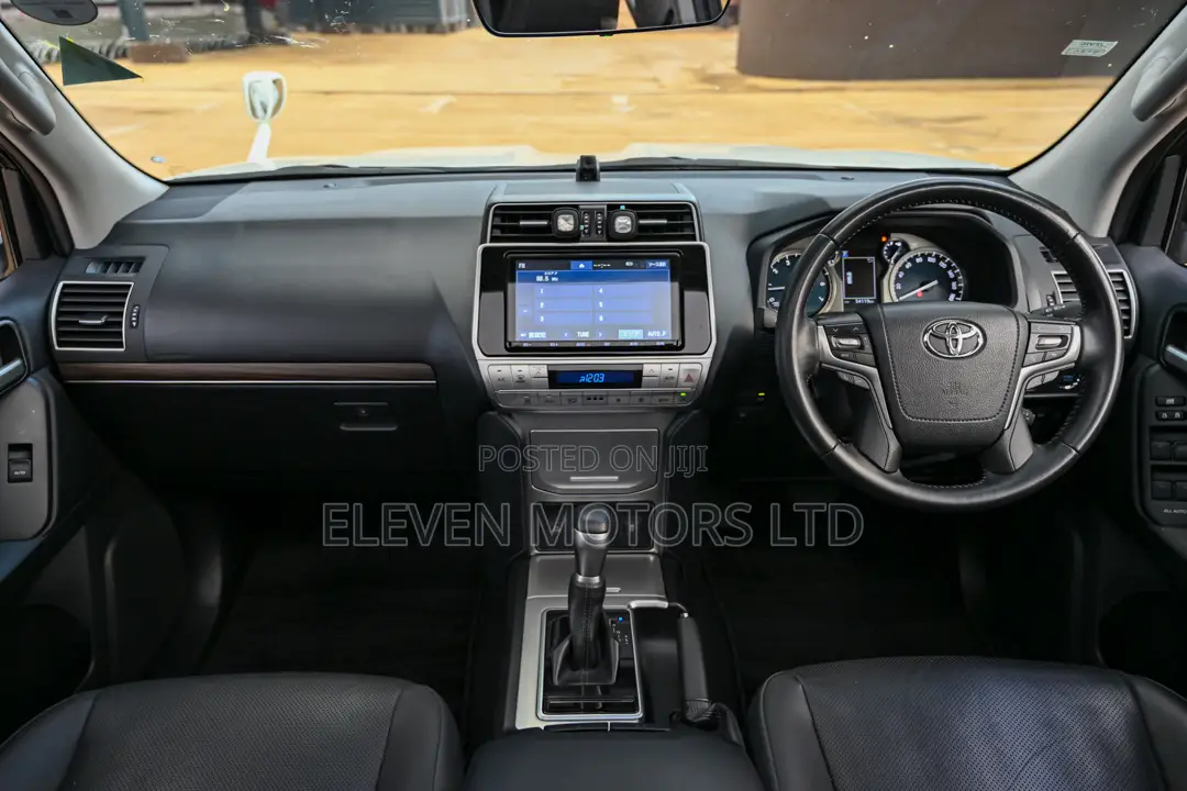 Toyota Land Cruiser Prado 2019 Pearl