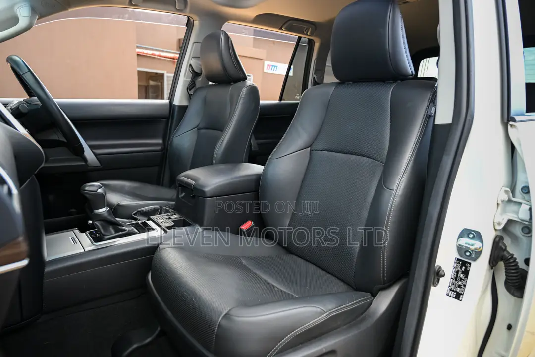 Toyota Land Cruiser Prado 2019 Pearl