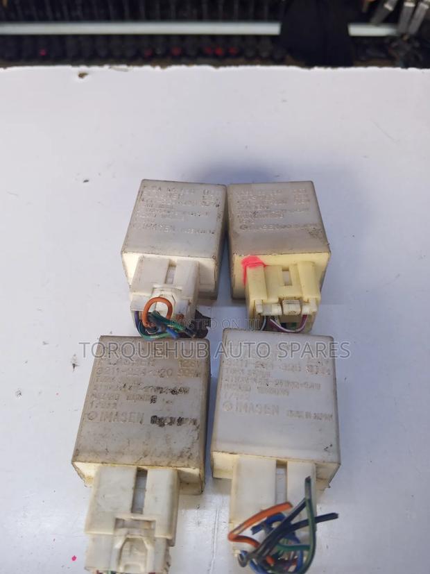 Mazda Flasher Unit - main view