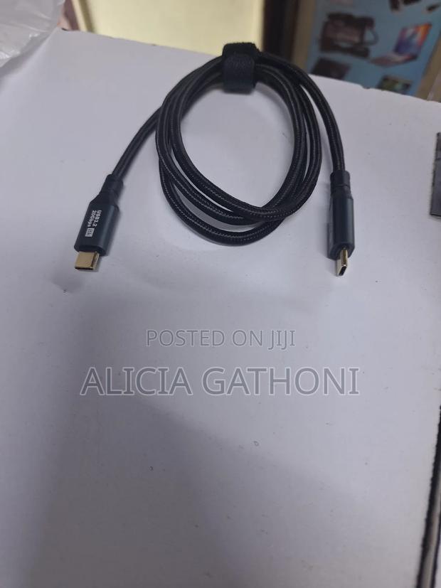 Type C to Type C Cable Advanced - thumbnail 2