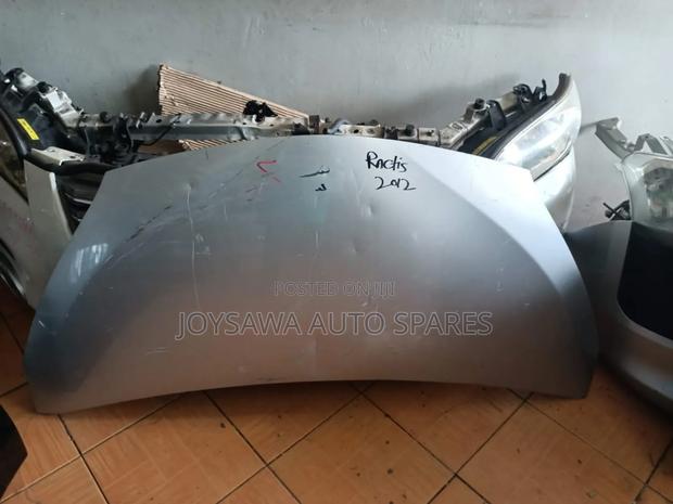 Toyota Ractis 2012 Bonnet - main view