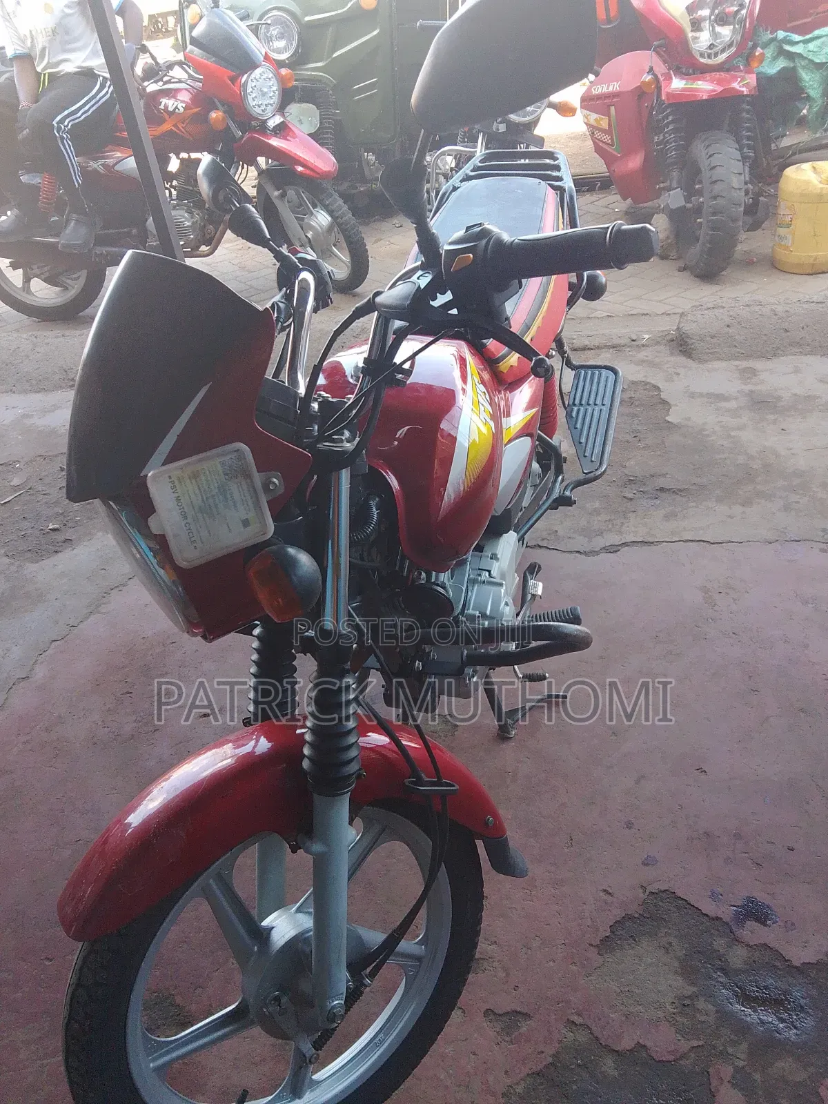 TVS HLX Plus ES 2024 Red