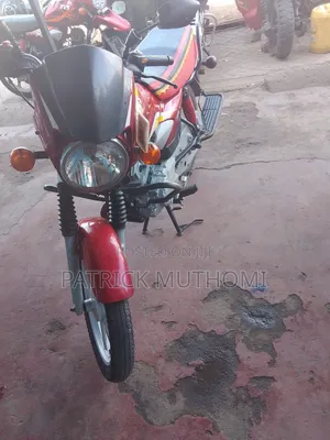TVS HLX Plus ES 2024 Red
