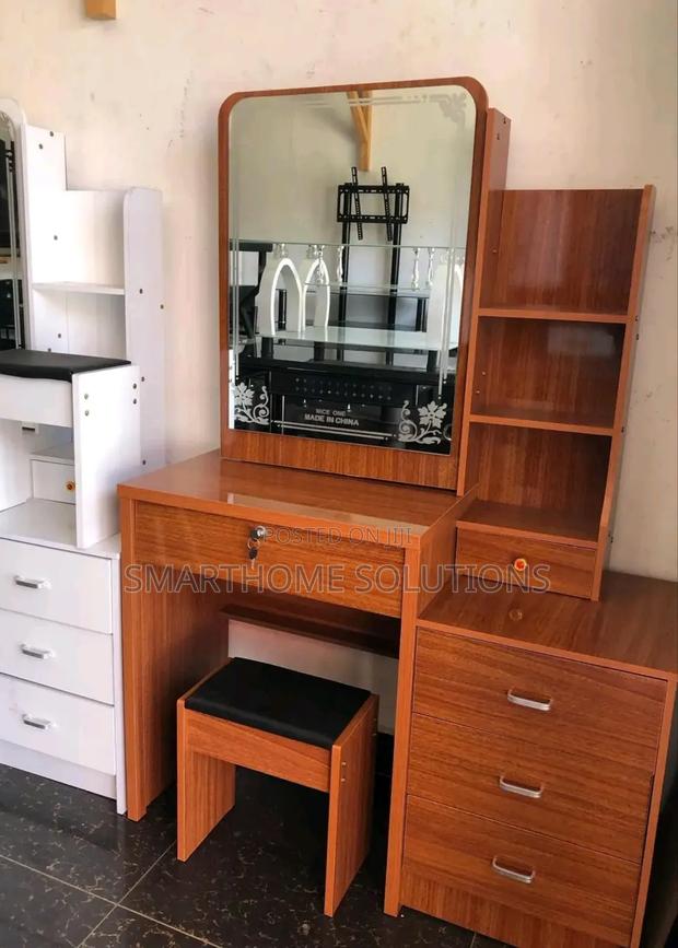 Modern Vanity Dressing Table With Mirror Set - main view