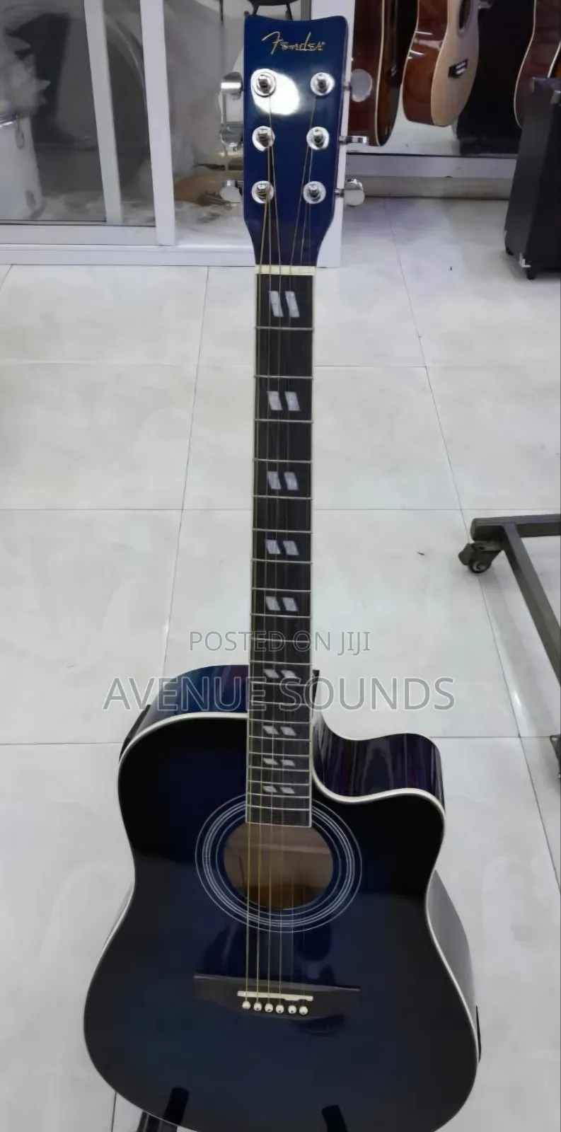 Semi Acoustic Size 41 Proffesional Fender Guitar