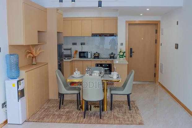 Kilimani Ubarn Chic Apartment - thumbnail 3