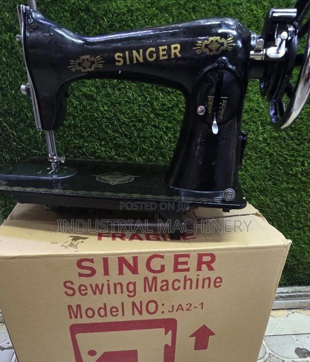 Singer Machine - main view