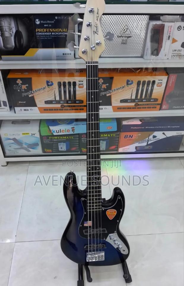 Fender 5 Strings Professional Bass Guitar - main view