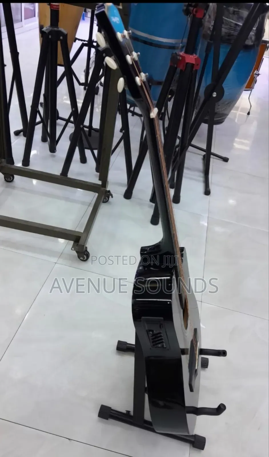 Happy Semi Acoustic Size 38 Guitar
