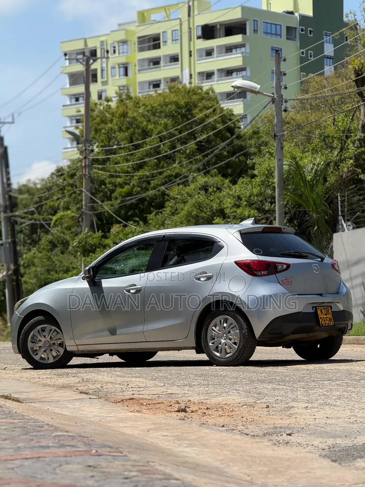 Mazda Demio 2018 Silver