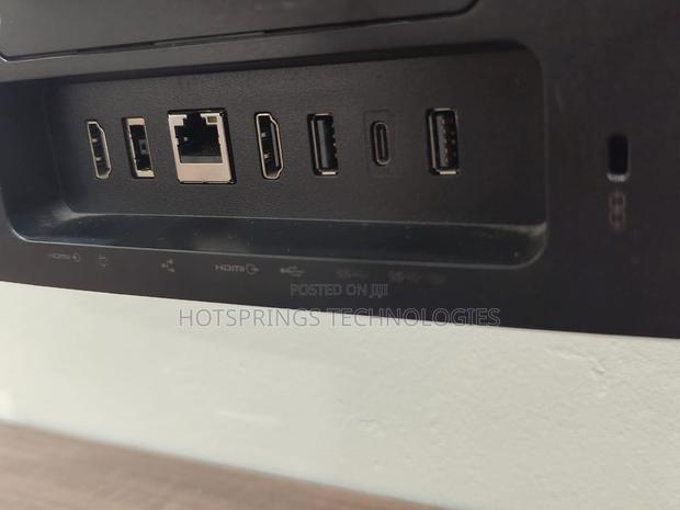 Desktop Computer Lenovo V530 AIO 8GB Intel Core i5 SSD 512GB - main view