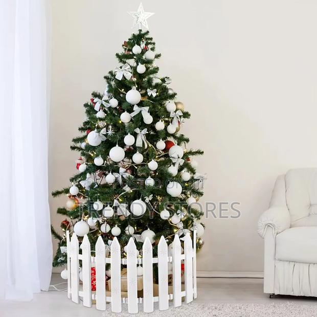 Christmas Tree Fence - main view