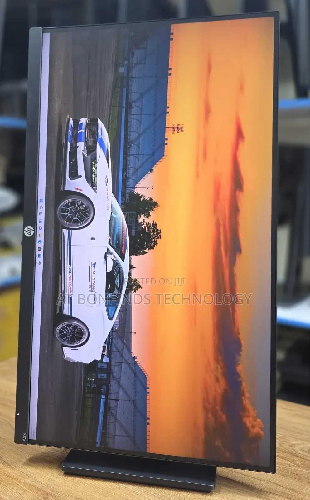 Hp X27q Ips QHD Gaming Monitor 
27 Inch