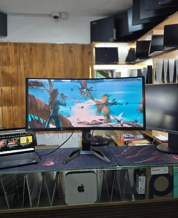 Lenovo G34w-30 Gaming Monitor