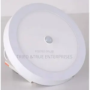 18 Watts Surface Light With Motion Sensor Vcx4
