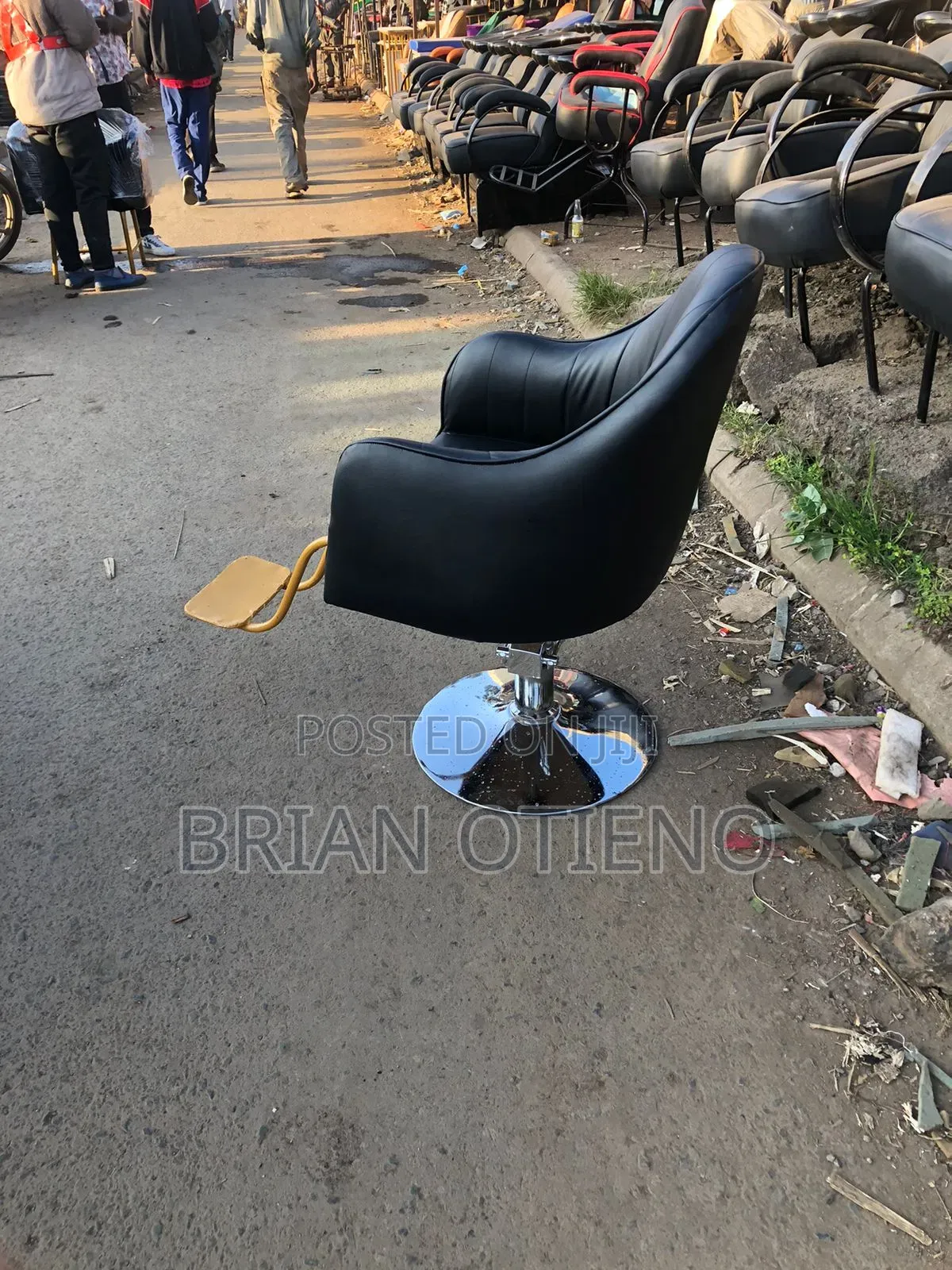Movable Hydraulic Seats