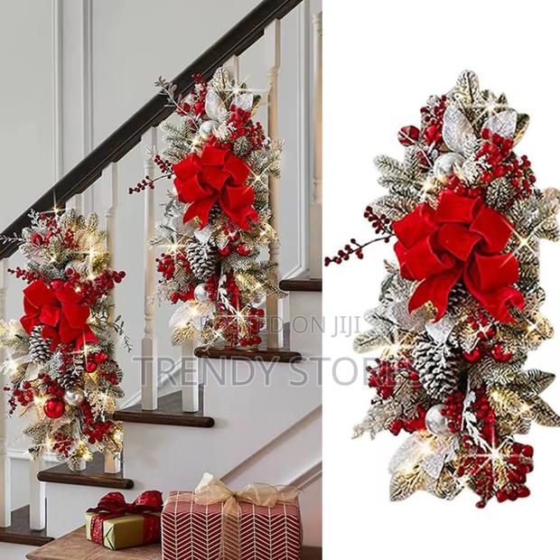 Christmas Wreath Decorations - main view