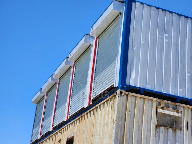 Container Stalls! 40ft High Cube Container With Shops! - main view