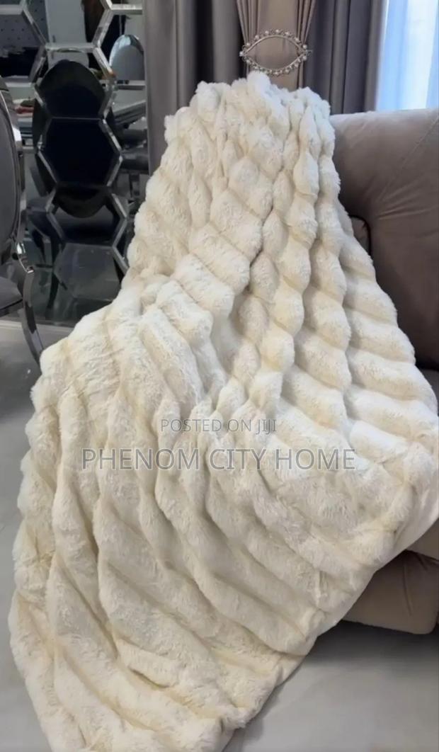 Plush Minky Velvet Fleece Blanket - thumbnail 2