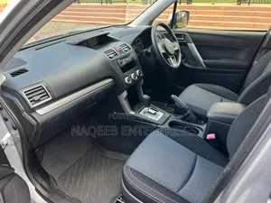 Subaru Forester 2018 Gray