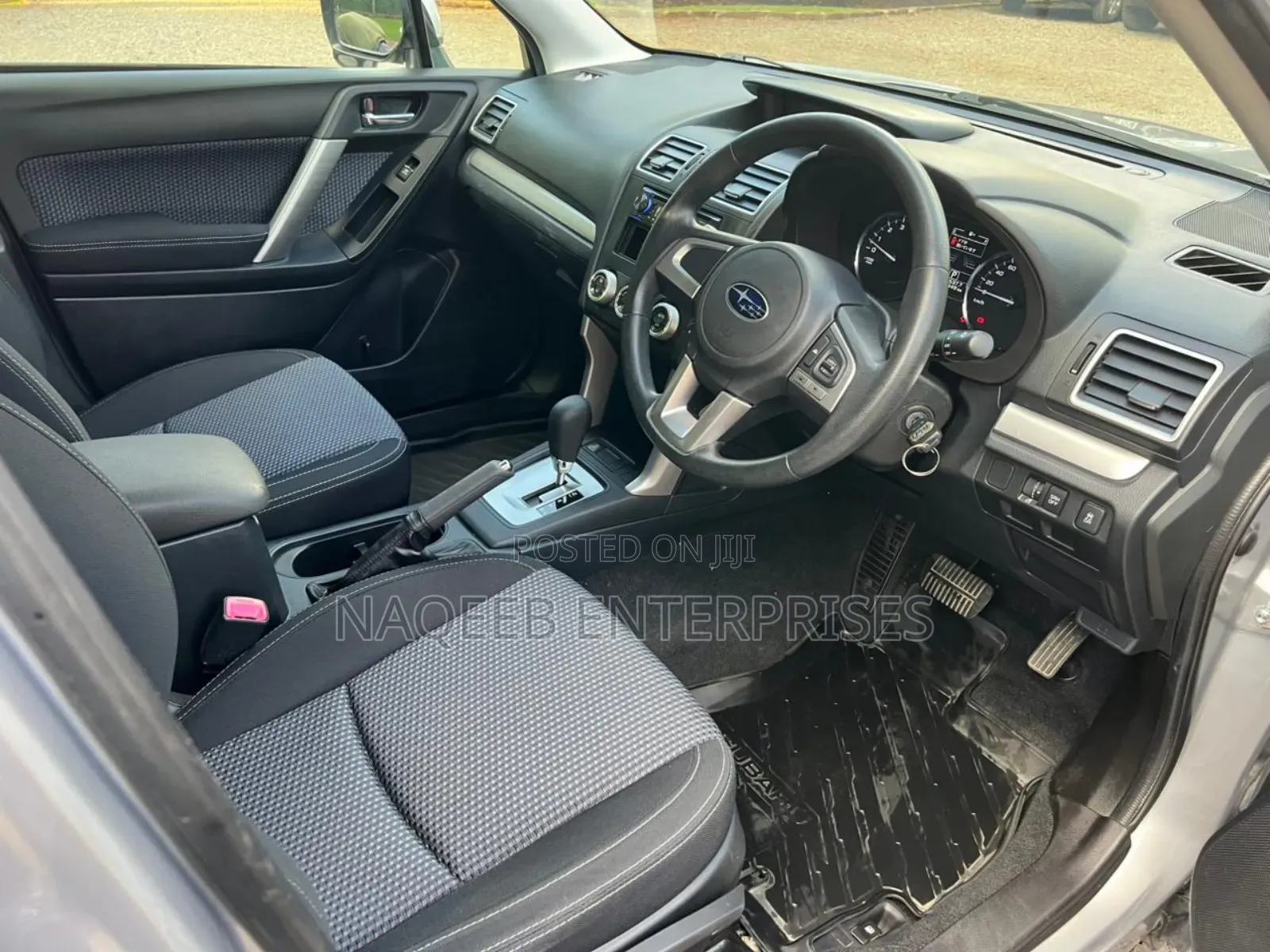 Subaru Forester 2018 Gray