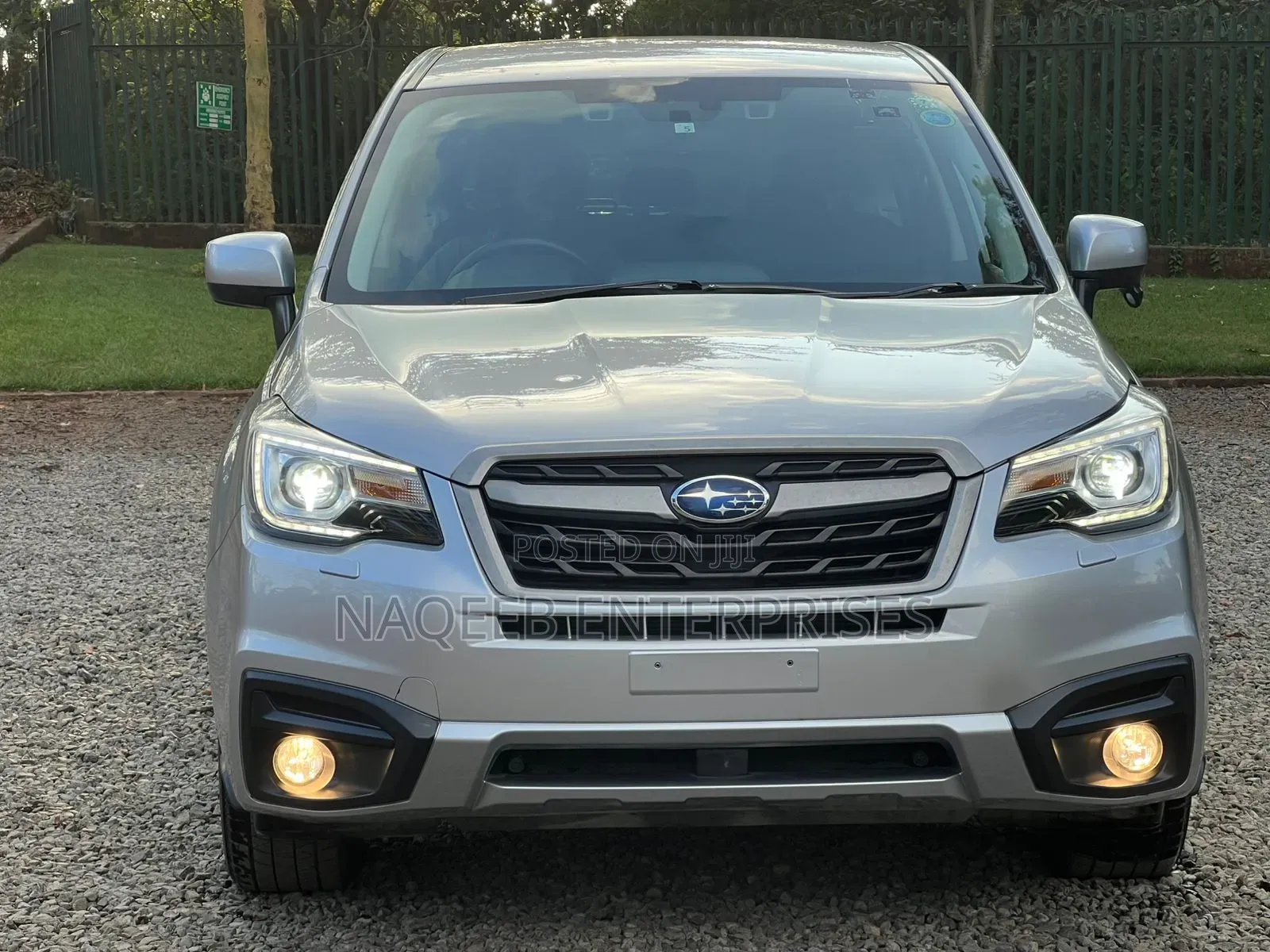 Subaru Forester 2018 Gray