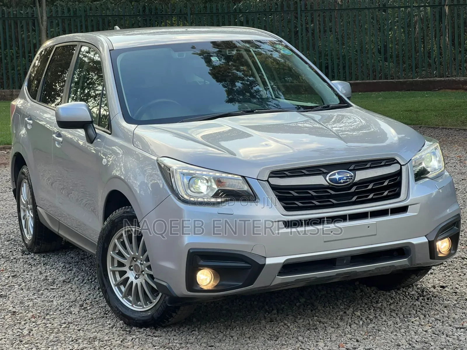Subaru Forester 2018 Gray