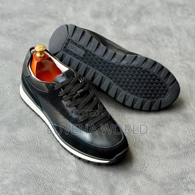 Zara Sneakers - main view