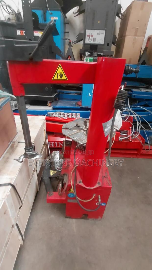 Slightly Used Electric Tyre Changer Machine Good Condition. - thumbnail 3