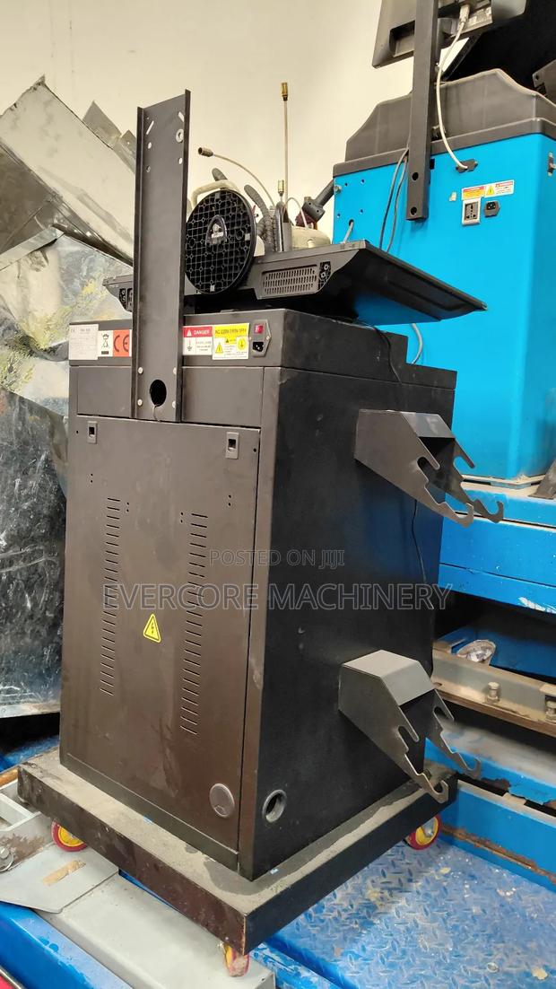 Best Quality Slightly Used Wheel Alignment Machine for Sale. - thumbnail 2
