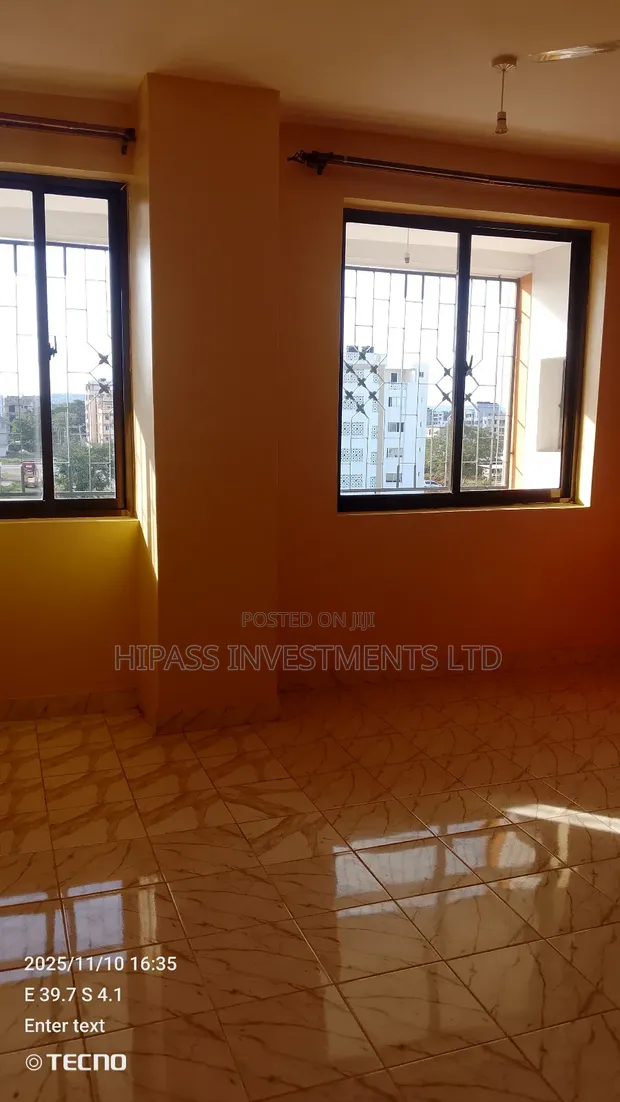 2bdrm Block of Flats in Utange for rent