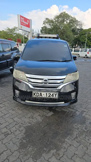 Nissan Serena 2015 Black