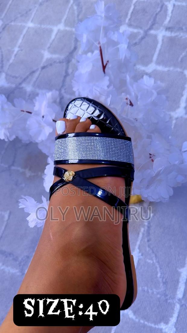 Ladies Sandals - thumbnail 3