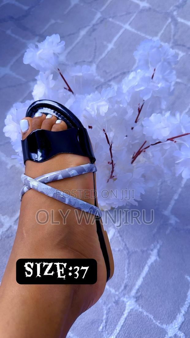 Ladies Sandals - thumbnail 7