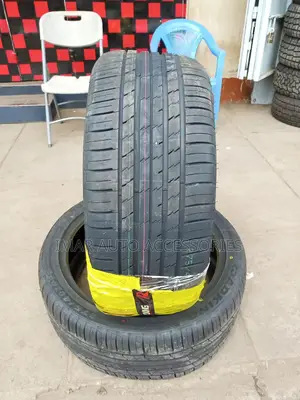 255/30r22 Road King Tyres – Premium Low-Profile Grip