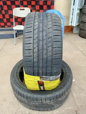 265/35r22 Road King Tyres – Smooth Ride, Strong Traction