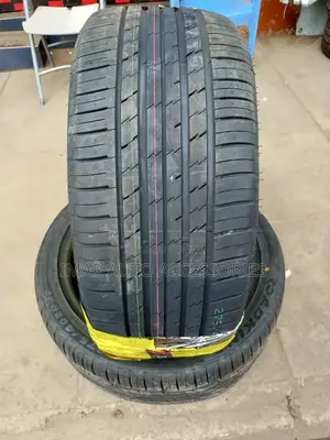 275/35r22 Road King Tyres – Power Meets Comfort