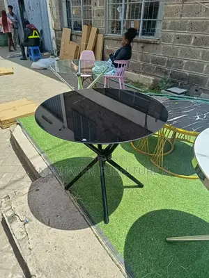 Black Round Dining Set -- Beauty