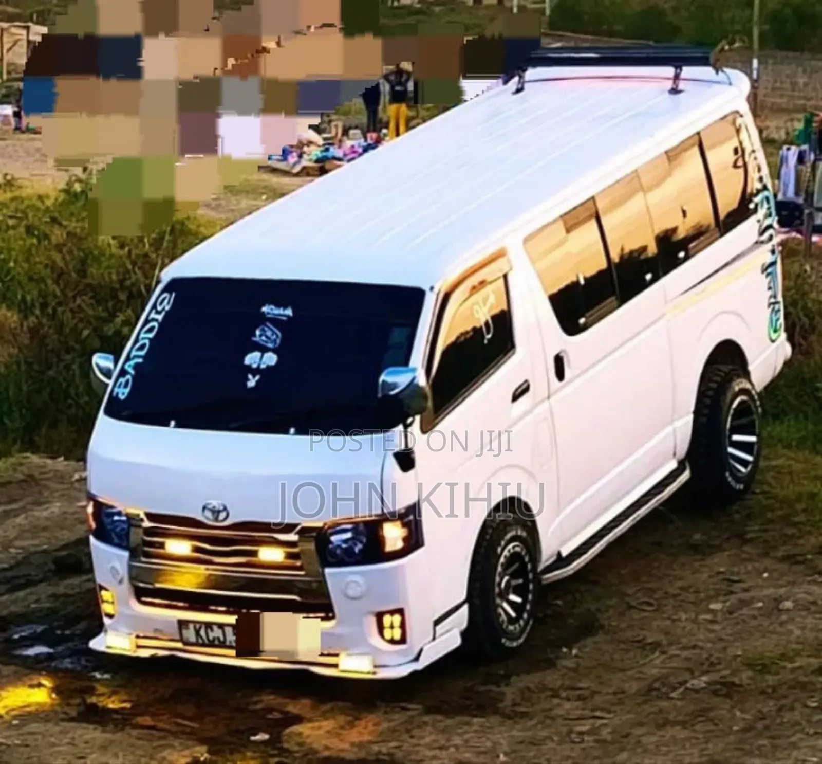 Toyota HiAce 2011 White