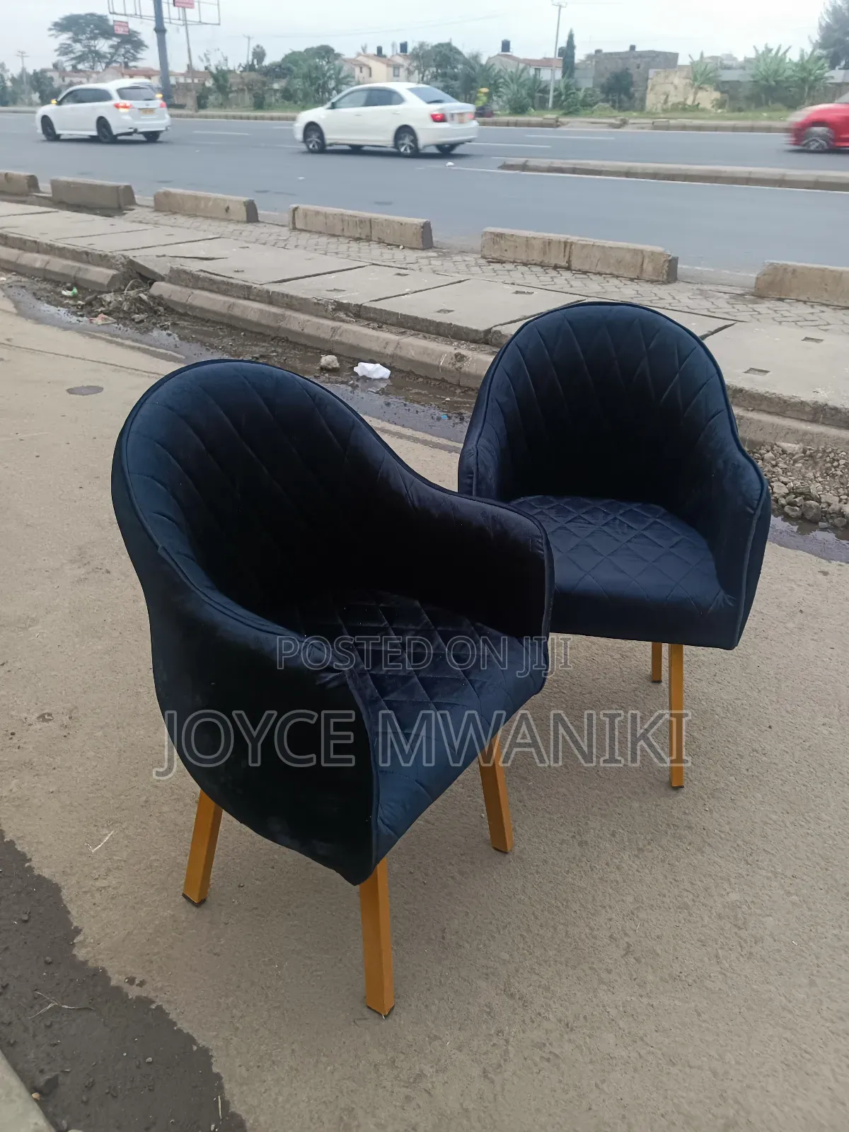 Vip Hotel or Manicure Black and Gold Chairs 