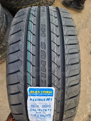 245/45r17 Maxtrek Tires