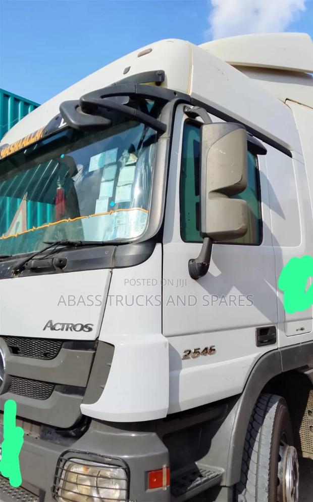 Mercedes-Benz Actros 2013 White - thumbnail 4
