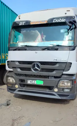 Mercedes-Benz Actros 2013 White