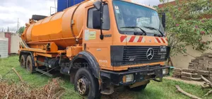 Mercenz Benz Dabble Dev Original Kijwa 3235 Perss 3.5m Location Nirb