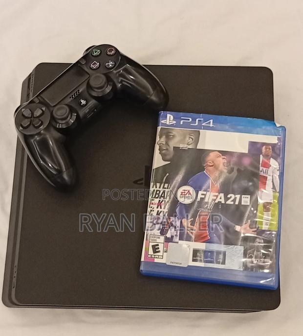 Ps4 Slim 500 Gb +Fifa 21 - thumbnail 3