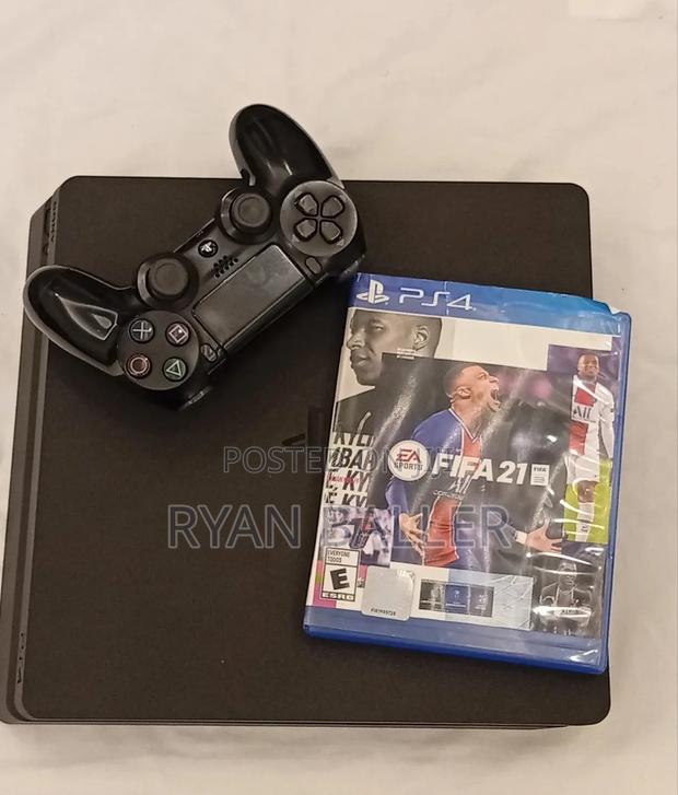 Ps4 Slim 500 Gb +Fifa 21 - thumbnail 4