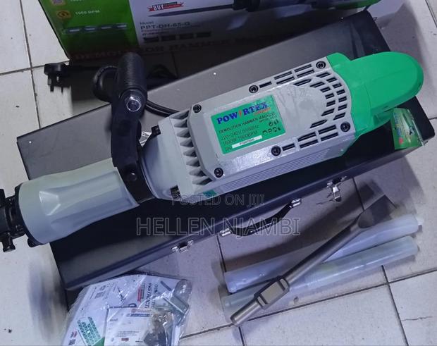 Powertex 1600watts Demolition Hammer - main view