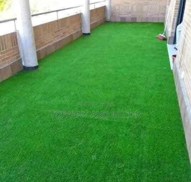 High Density Artificial Grass Mat for Balcony and Lawn