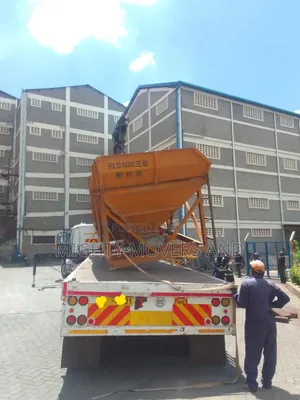 Transit Trailers With Hoisting Crane Are Readily Available
